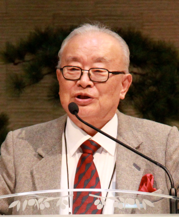 Dr. David Cho